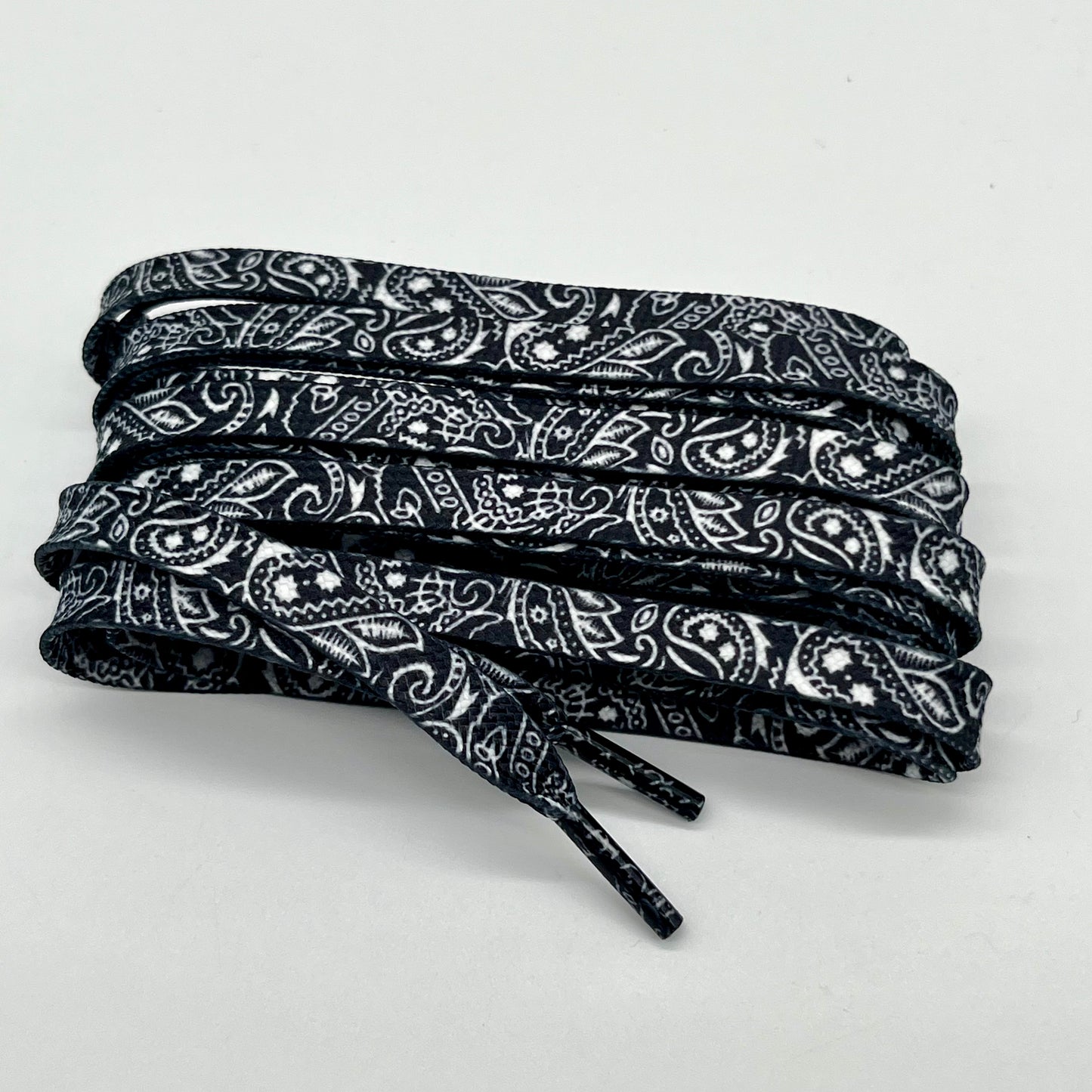 LACETS PAISLEY NOIR