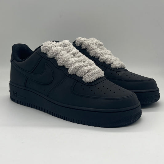 Air force one noir et blanche avec lacet nike online